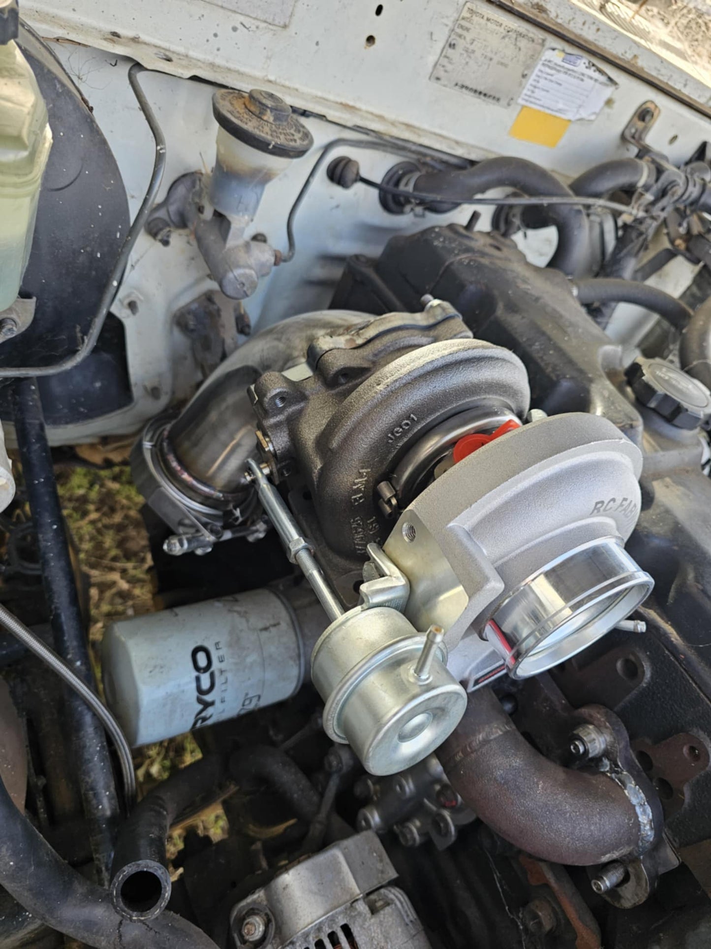 Toyota 3l 5l 5le turbo manifold